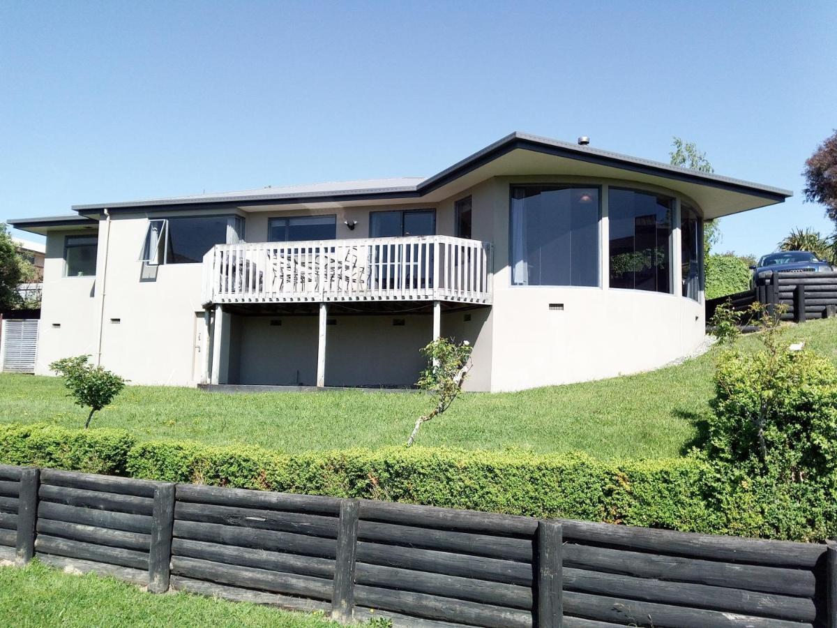 Super Sunny Holiday Home Richmond Buitenkant foto